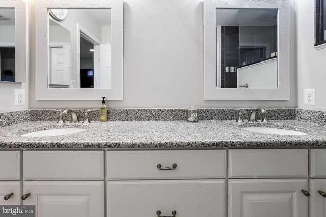 8011 JACKSON RD, Alexandria, VA 22308
