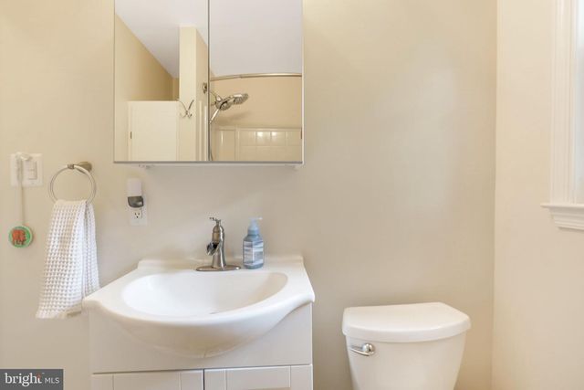 8011 JACKSON RD, Alexandria, VA 22308