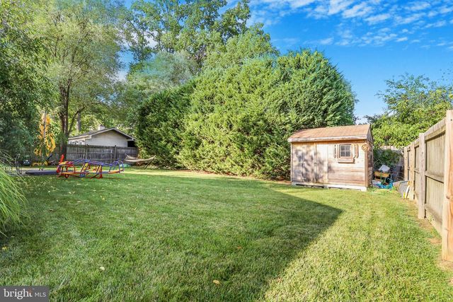 8011 JACKSON RD, Alexandria, VA 22308