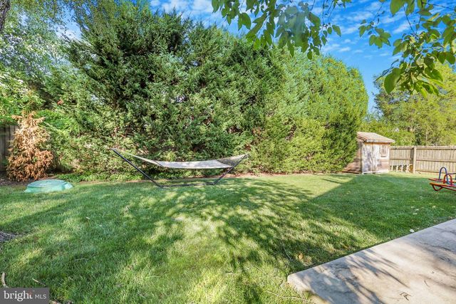 8011 JACKSON RD, Alexandria, VA 22308