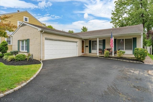 235 5th Ave, Garwood Boro, NJ 07027