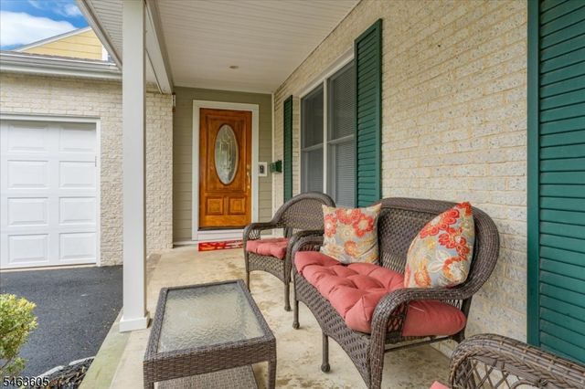 235 5th Ave, Garwood Boro, NJ 07027
