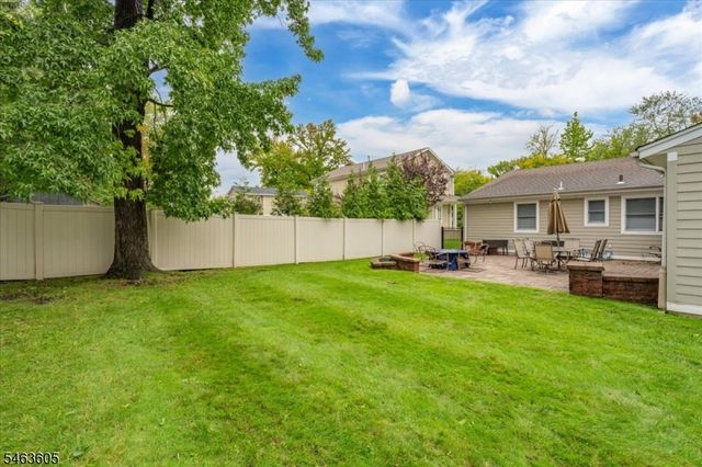 235 5th Ave, Garwood Boro, NJ 07027