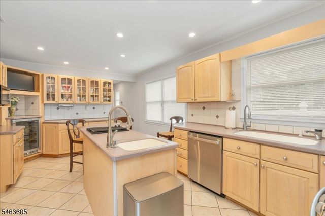 235 5th Ave, Garwood Boro, NJ 07027