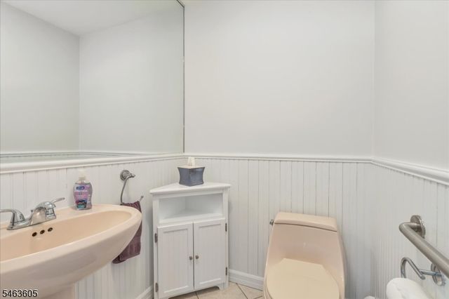 235 5th Ave, Garwood Boro, NJ 07027