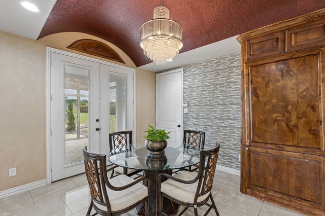 2112 Becky Lane, Cedar Hill, TX 75104