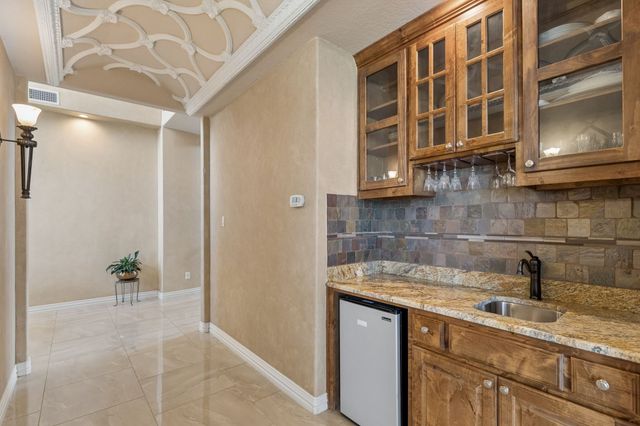 2112 Becky Lane, Cedar Hill, TX 75104