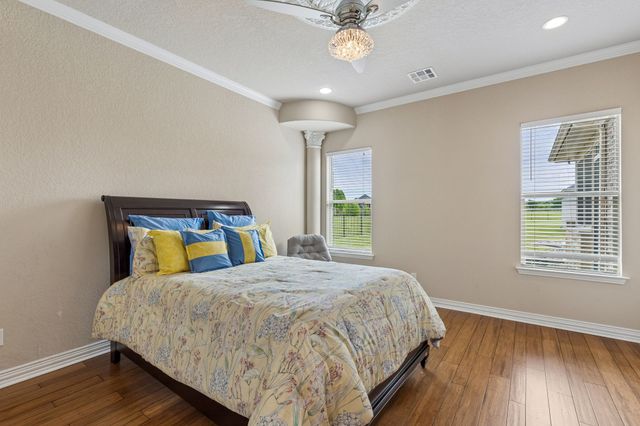 2112 Becky Lane, Cedar Hill, TX 75104