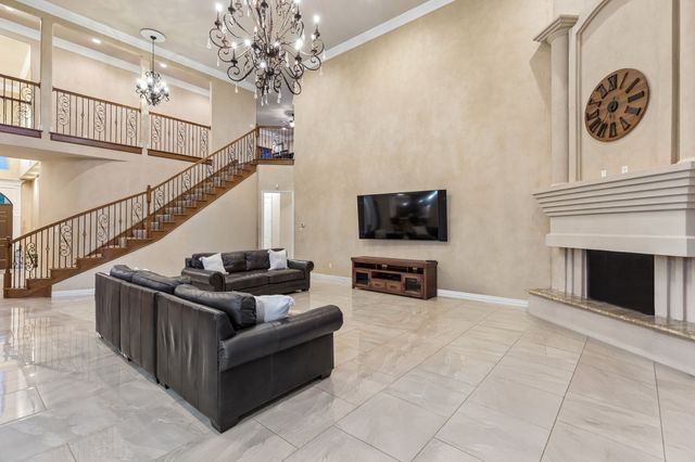 2112 Becky Lane, Cedar Hill, TX 75104