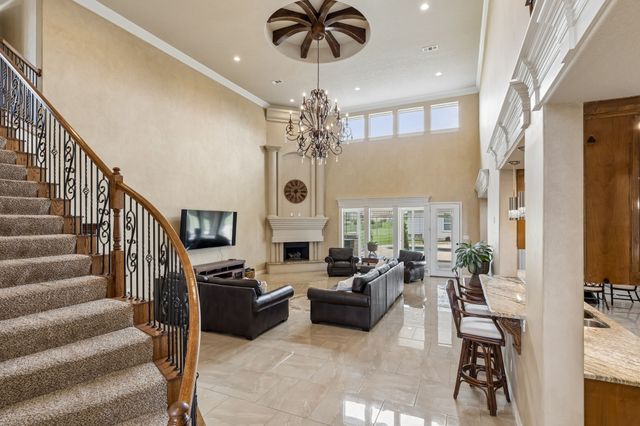 2112 Becky Lane, Cedar Hill, TX 75104