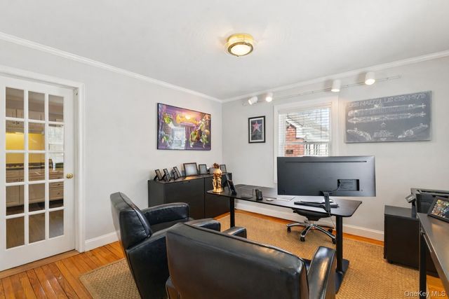 1 Huntington Bay Road, Huntington, NY 11743