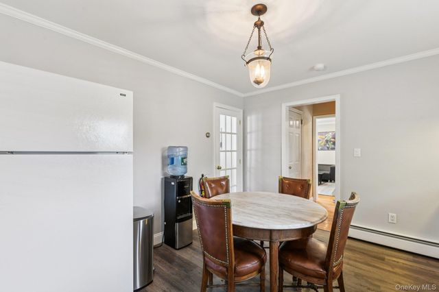 1 Huntington Bay Road, Huntington, NY 11743