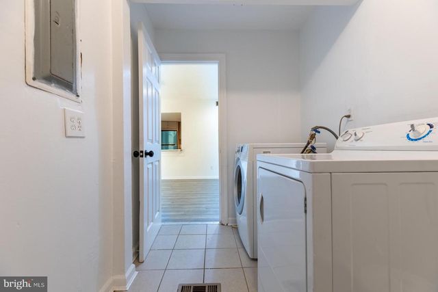 5 FARRAGUT, Willingboro, NJ 08046