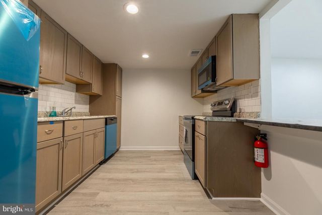 5 FARRAGUT, Willingboro, NJ 08046