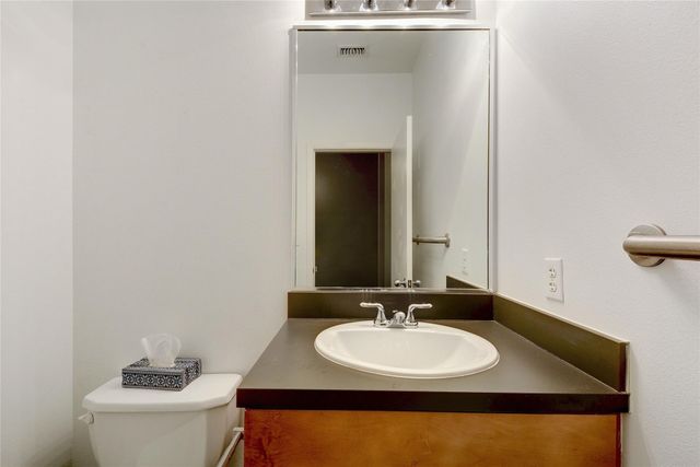 2401 E 6th ST E 41, Austin, TX 78702