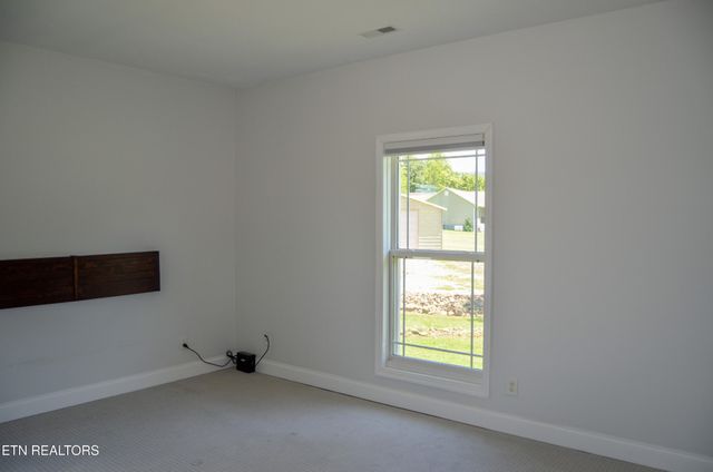 241 Terry Rd, Pikeville, TN 37367