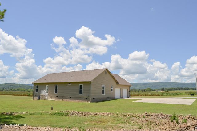 241 Terry Rd, Pikeville, TN 37367