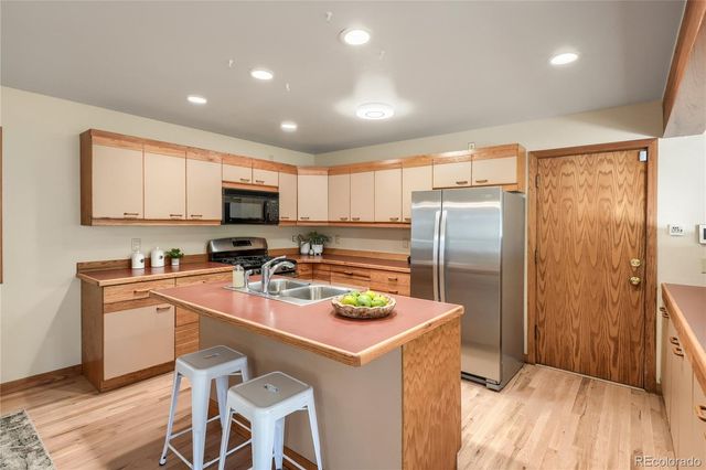 1490 S Elizabeth Street, Denver, CO 80210