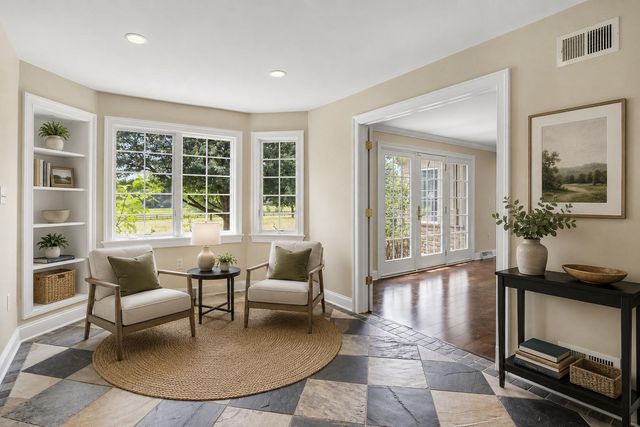 4097 WREN RD, Thomasville, PA 17364