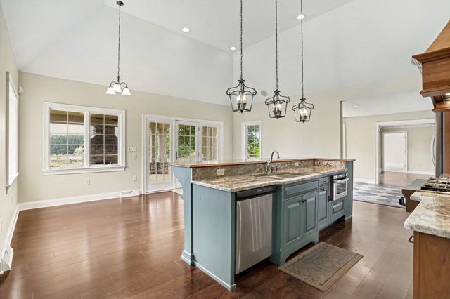 4097 WREN RD, Thomasville, PA 17364