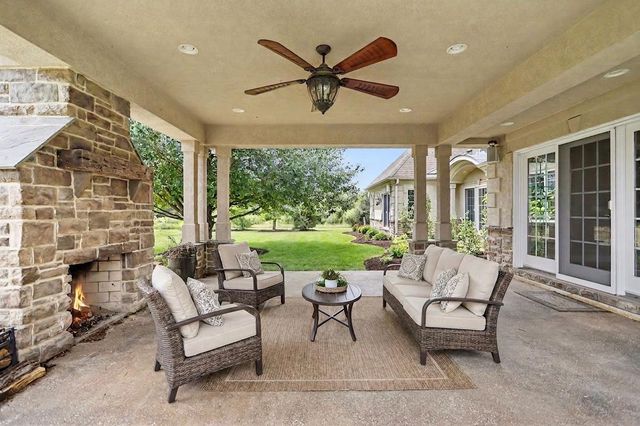 4097 WREN RD, Thomasville, PA 17364
