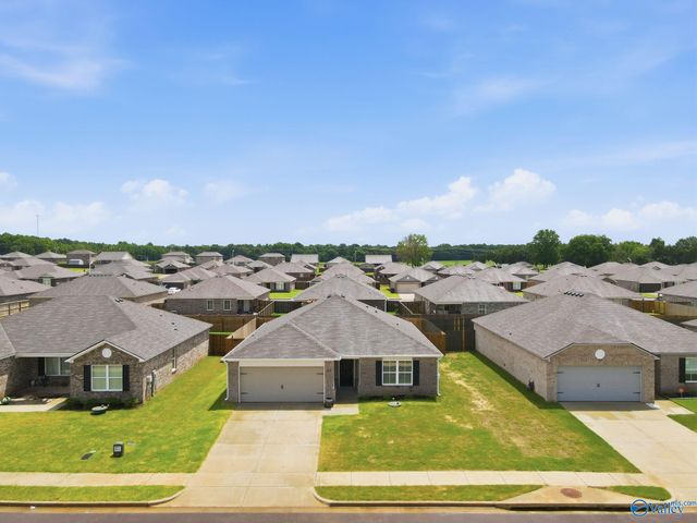 239 Faded Rose Lane, Toney, AL 35773