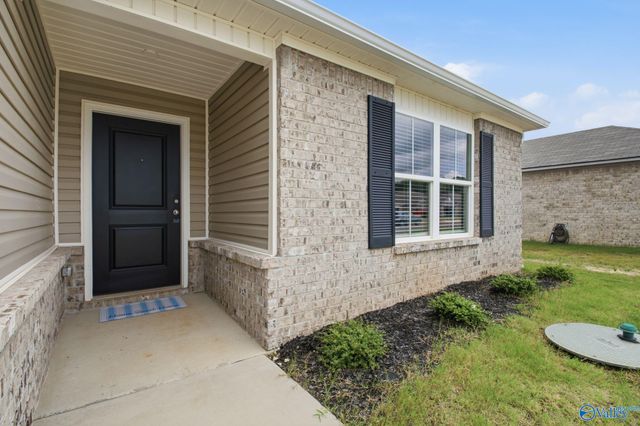 239 Faded Rose Lane, Toney, AL 35773