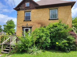 26 Clarksville Street, Greenville Boro, PA 16125
