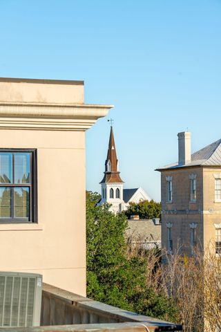 284 Meeting Street 202, Charleston, SC 29401