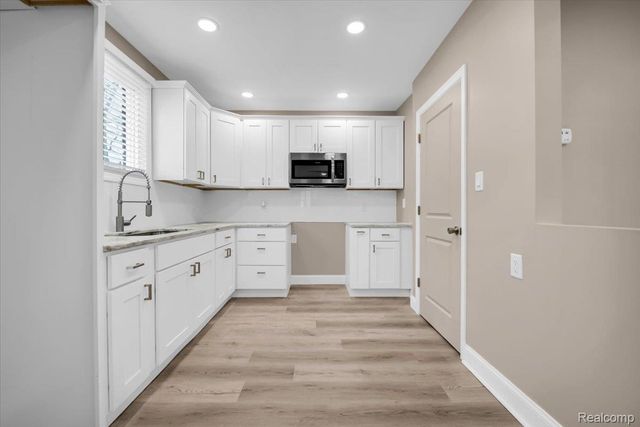 18910 Coyle Street, Detroit, MI 48235