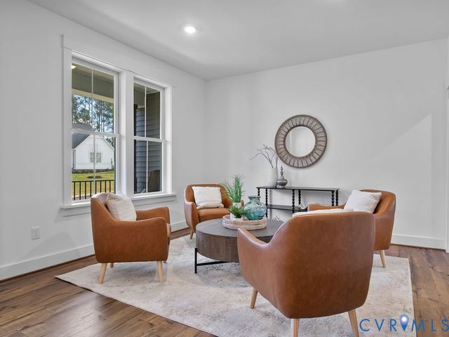 18525 Cove Creek Dr, Moseley, VA 23120
