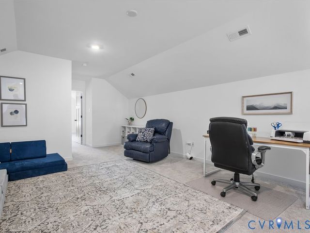 18525 Cove Creek Dr, Moseley, VA 23120