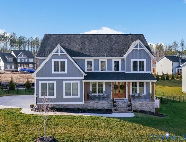 18525 Cove Creek Dr, Moseley, VA 23120
