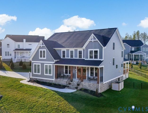 18525 Cove Creek Dr, Moseley, VA 23120