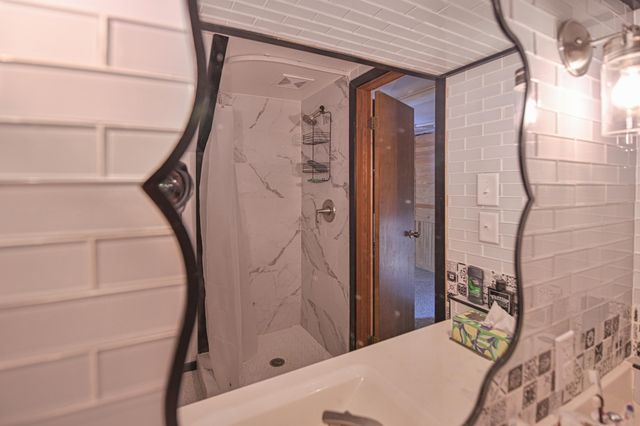 119 1st Avenue NW, Mayville, ND 58257