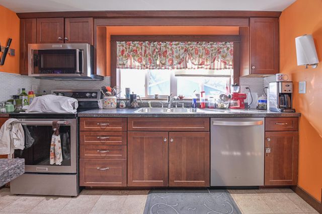 119 1st Avenue NW, Mayville, ND 58257