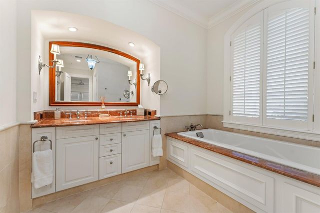 611 White Pelican Way, Jupiter, FL 33477