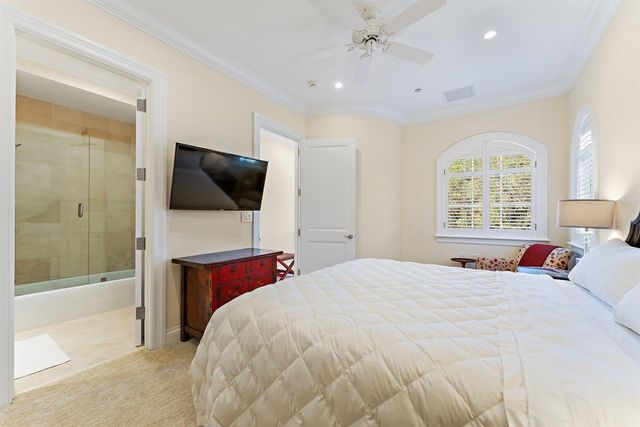 611 White Pelican Way, Jupiter, FL 33477