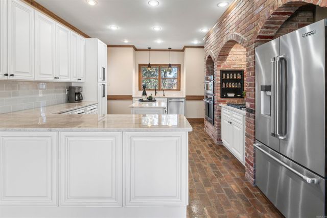 5113 North Hills Blvd Road, North Little Rock, AR 72116