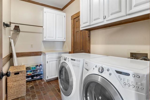 5113 North Hills Blvd Road, North Little Rock, AR 72116