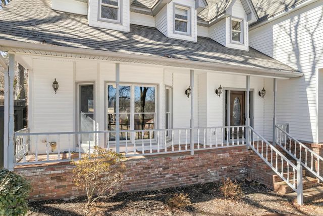 5113 North Hills Blvd Road, North Little Rock, AR 72116