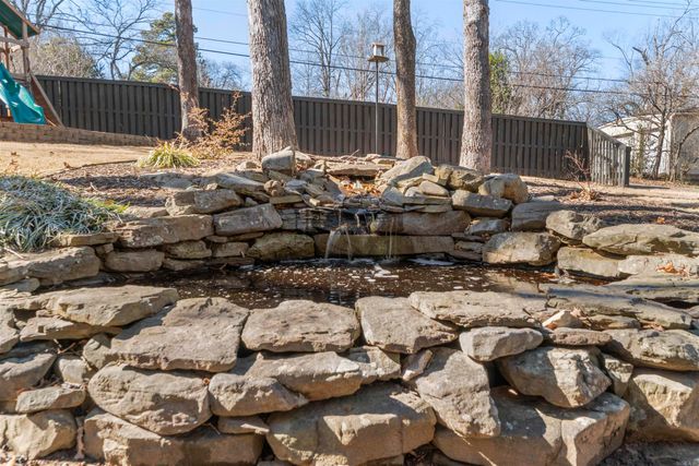 5113 North Hills Blvd Road, North Little Rock, AR 72116