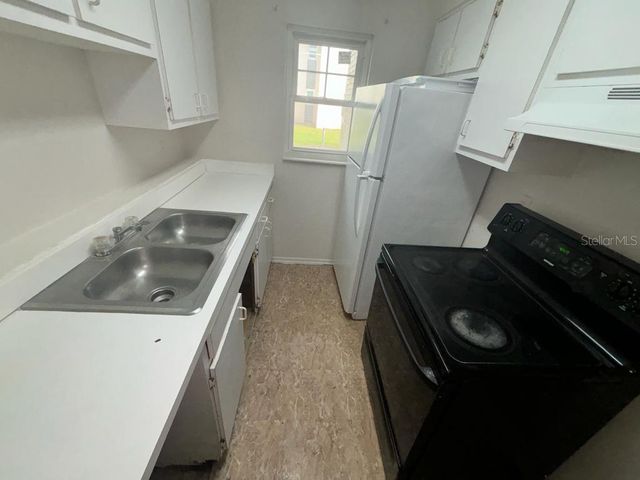 4540 COMMANDER DRIVE 2224, Orlando, FL 32822