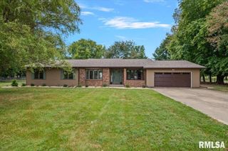 6454 Camino De Burlon Road, Rochester, IL 62563