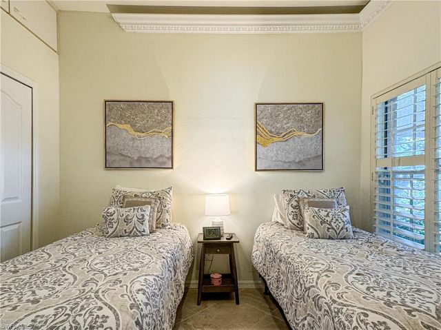 152 Napa Ridge WAY, Naples, FL 34119