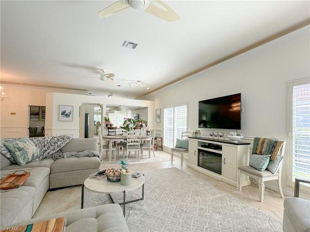 152 Napa Ridge WAY, Naples, FL 34119