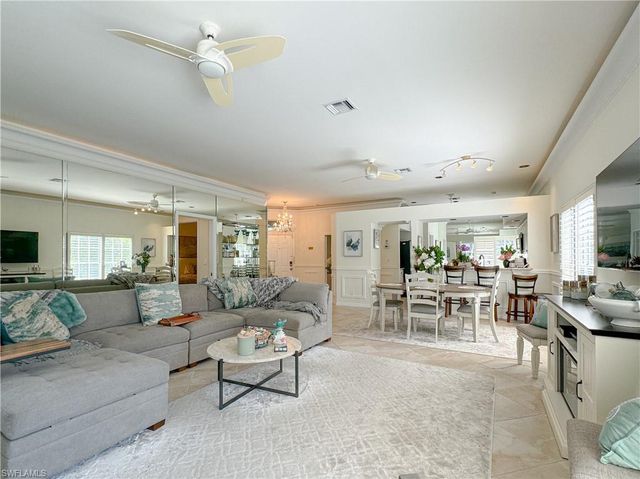 152 Napa Ridge WAY, Naples, FL 34119