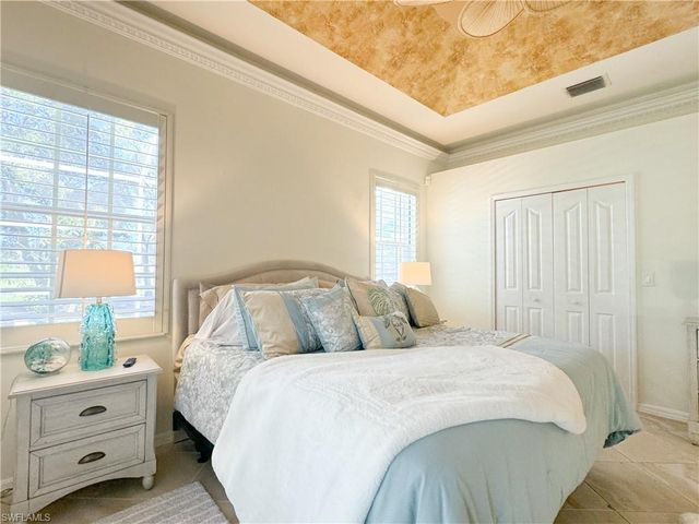 152 Napa Ridge WAY, Naples, FL 34119