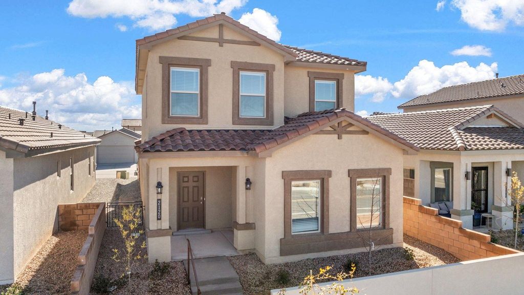 6044 Gilpin Drive SE, Albuquerque, NM 87106