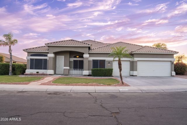8202 S 34TH Drive, Laveen, AZ 85339